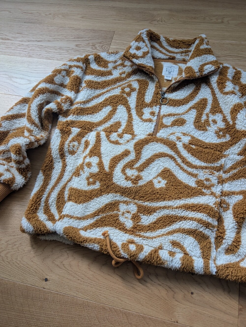 Billabong Cozy Caramel Wavy Floral Pattern Half Zip Fleece Sweatshirt - Picture 6 of 11